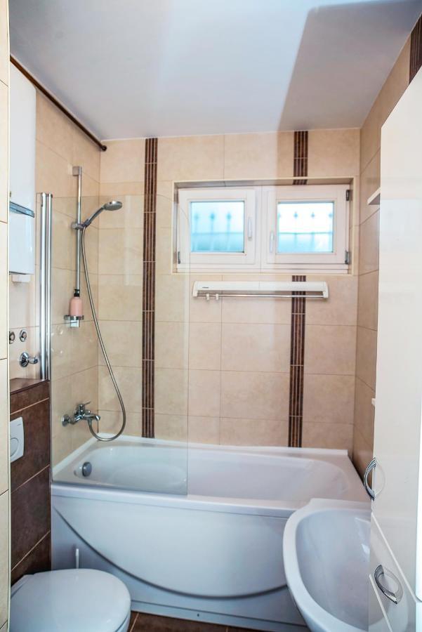 Luxapart Basca Old City Centar Free Parking SJJ Buitenkant foto