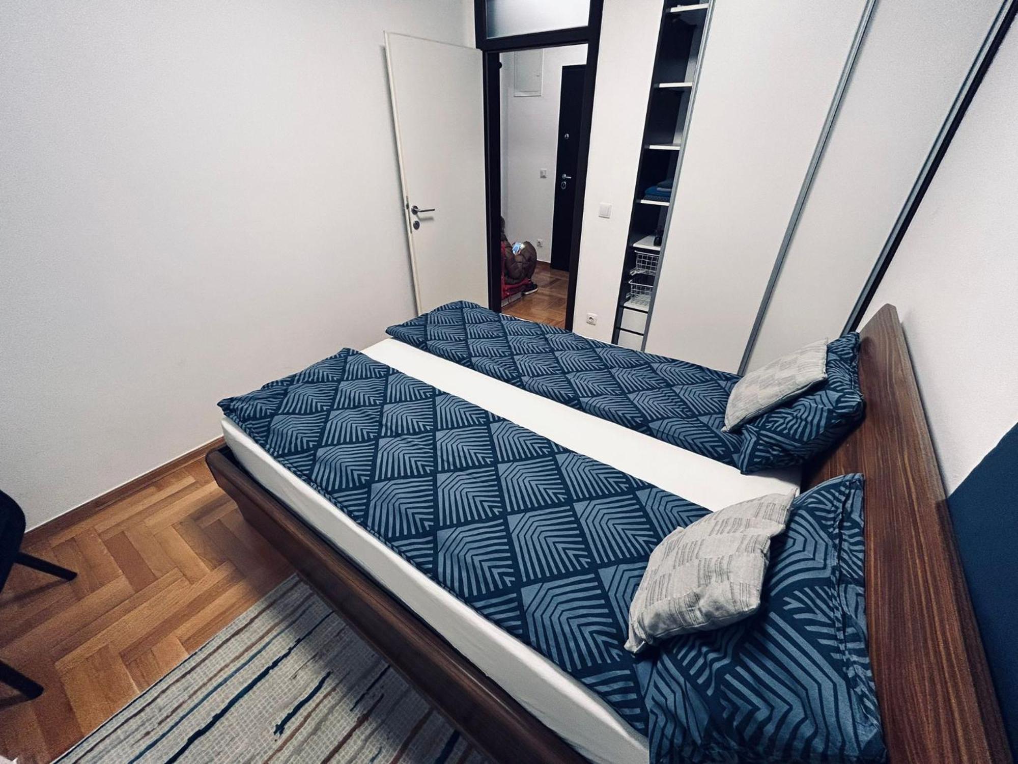 Luxapart Basca Old City Centar Free Parking SJJ Buitenkant foto
