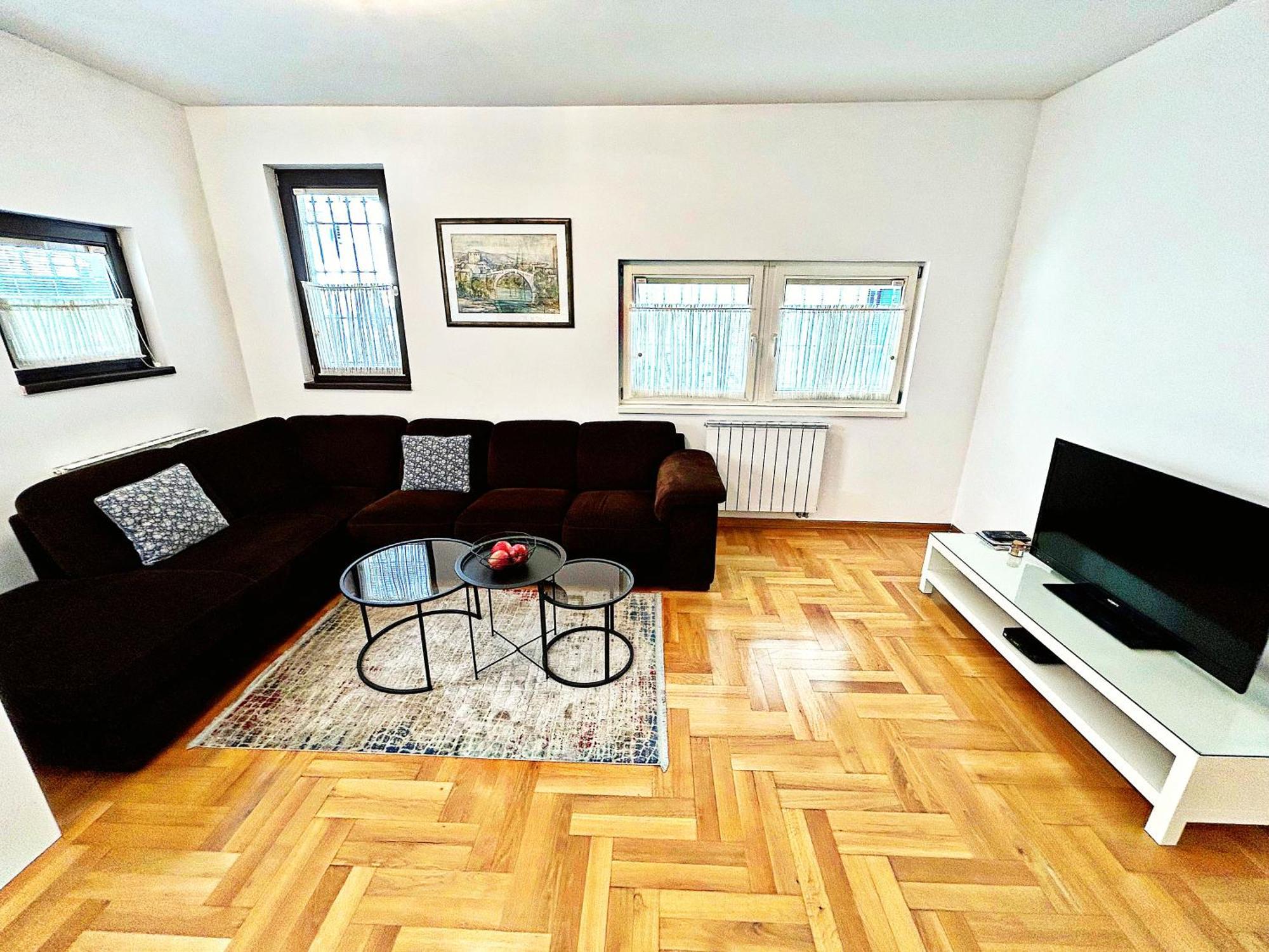 Luxapart Basca Old City Centar Free Parking SJJ Buitenkant foto