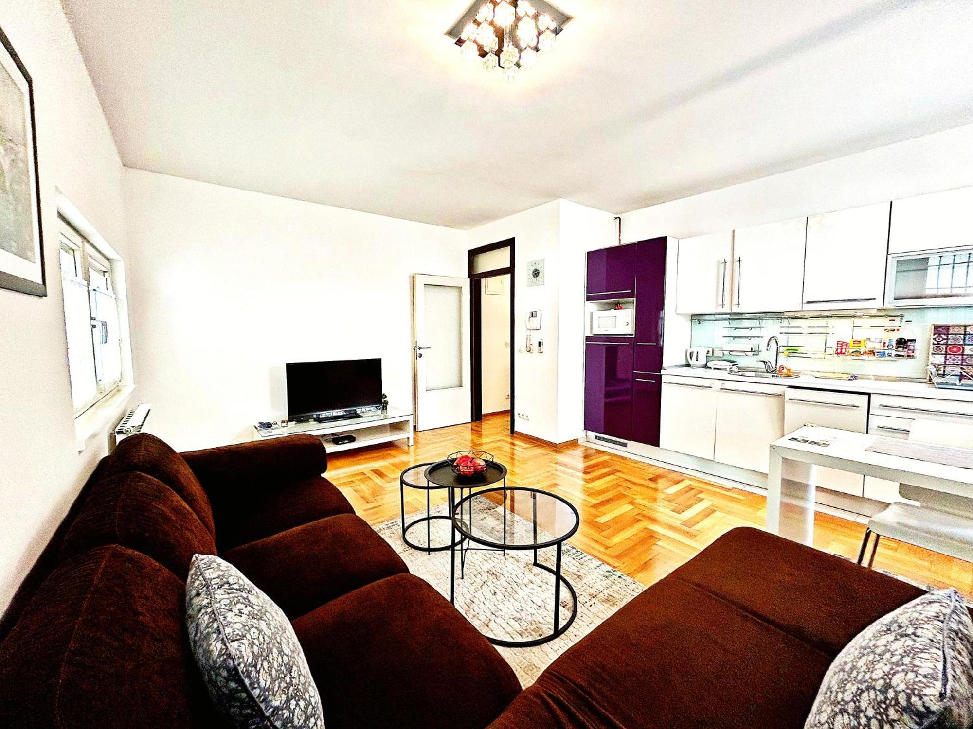 Luxapart Basca Old City Centar Free Parking SJJ Buitenkant foto